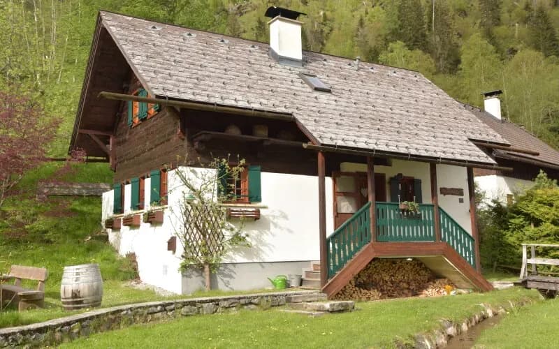 Rassi's Feriendorf Sommerurlaub Winterurlaub Hüttenzauber Wintersport Sommersport